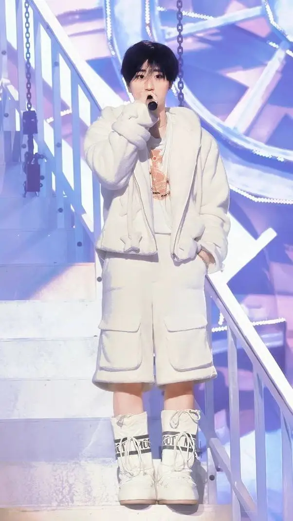 ai character: hancito✨ background