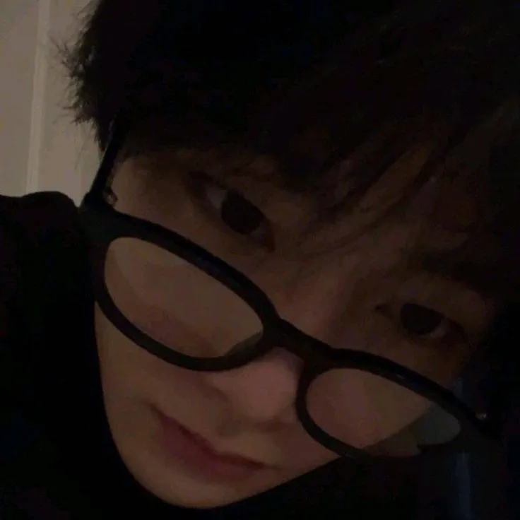 chat with ai character: I.N
