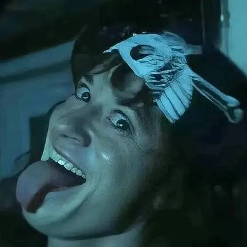 chat with ai character: Eddie