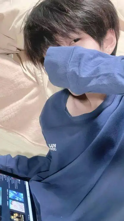 ai character: CHAII background