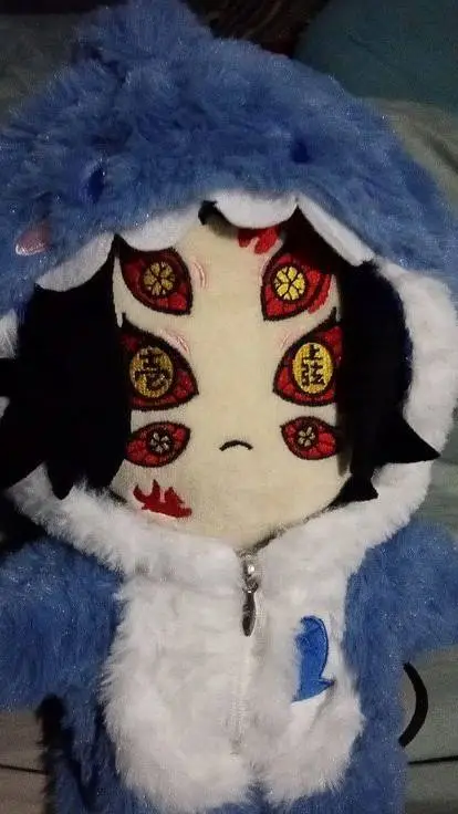 ai character: uppermoons(pickME) background