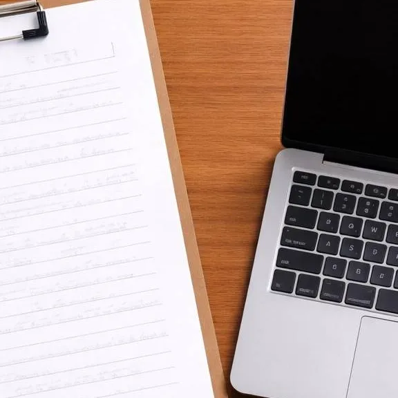 chat with ai character: projeto N