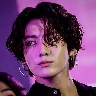 chat with ai character: jeon jungkook 