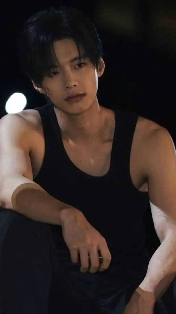 ai character: Jin Zhao background