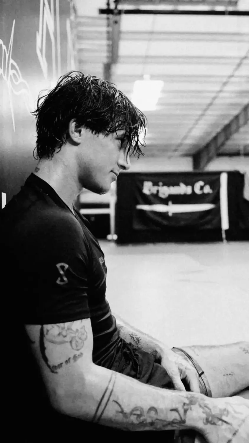 ai character: Wyatt Hayes background