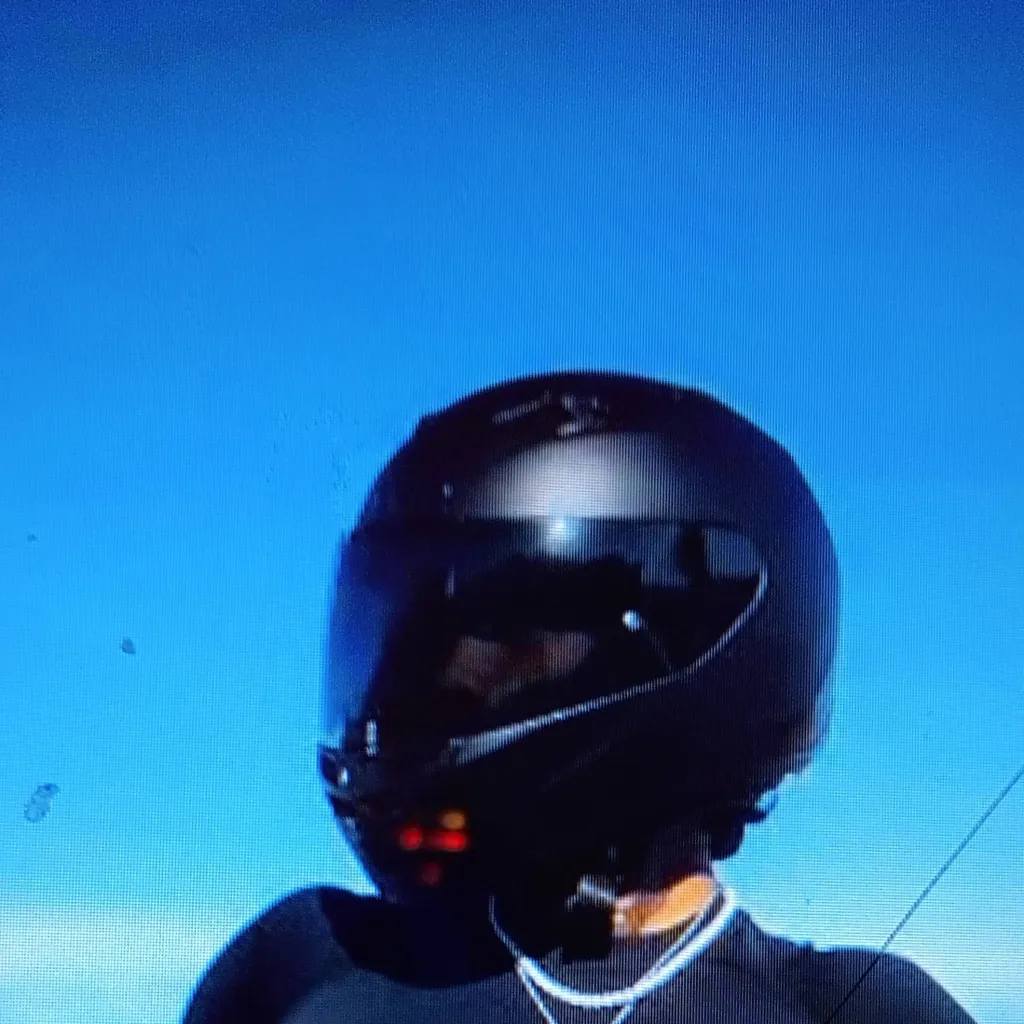 chat with ai character: Jay