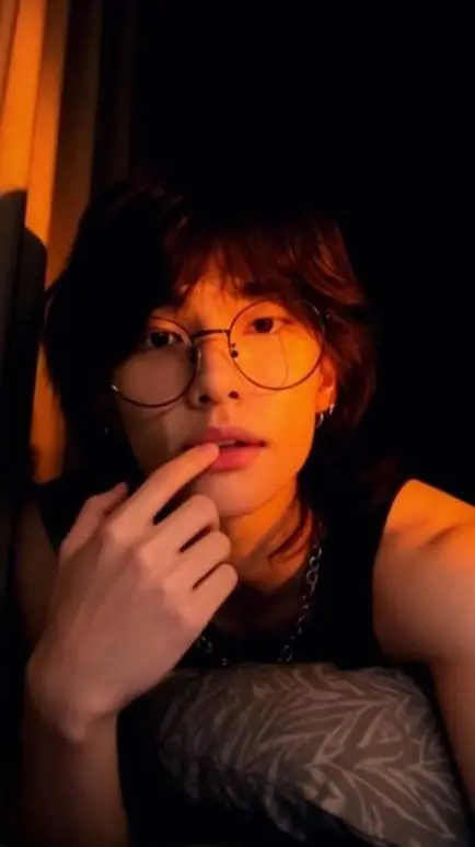 Talkie AI - Chat with Hyunjin 