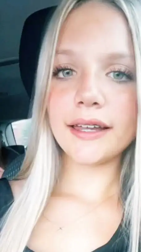 ai character: Aubrey Wyatt  background