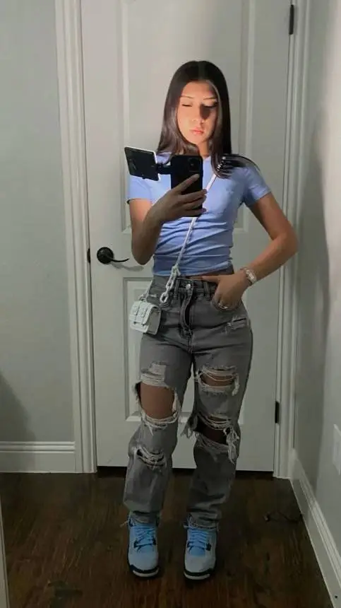 Talkie AI - Chat with Abby