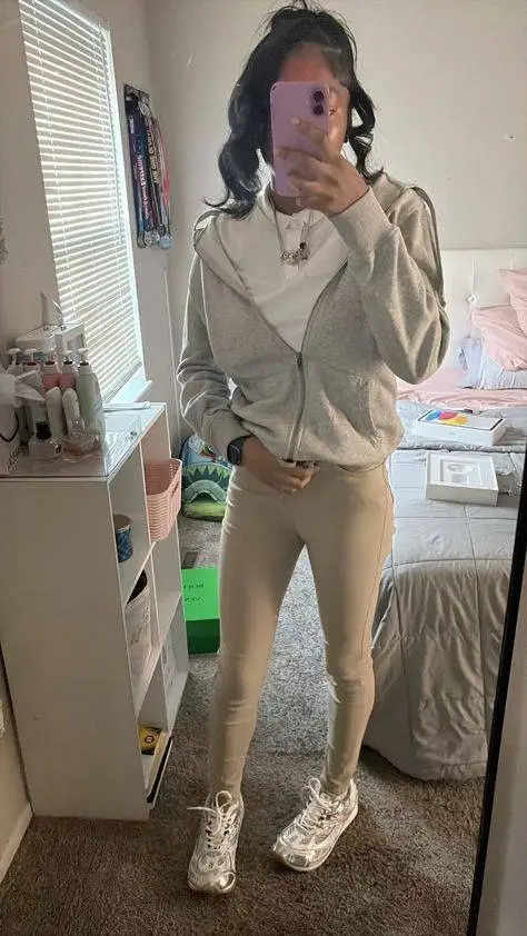 ai character: Bailey  background