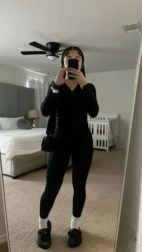 ai character: Dez background