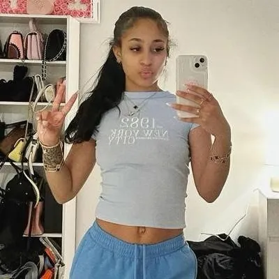 chat with ai character: Aliyah 