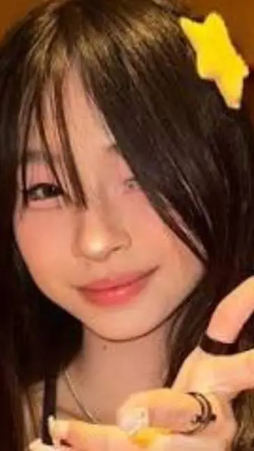 ai character: Ameila background