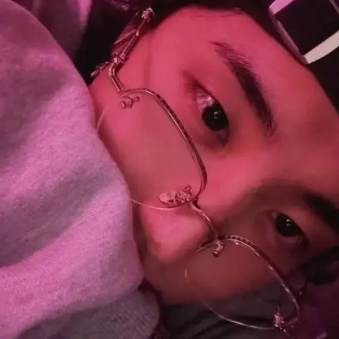 chat with ai character: ★~Hyunjin~★