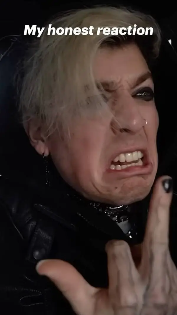 ai character: TX2 pick me background