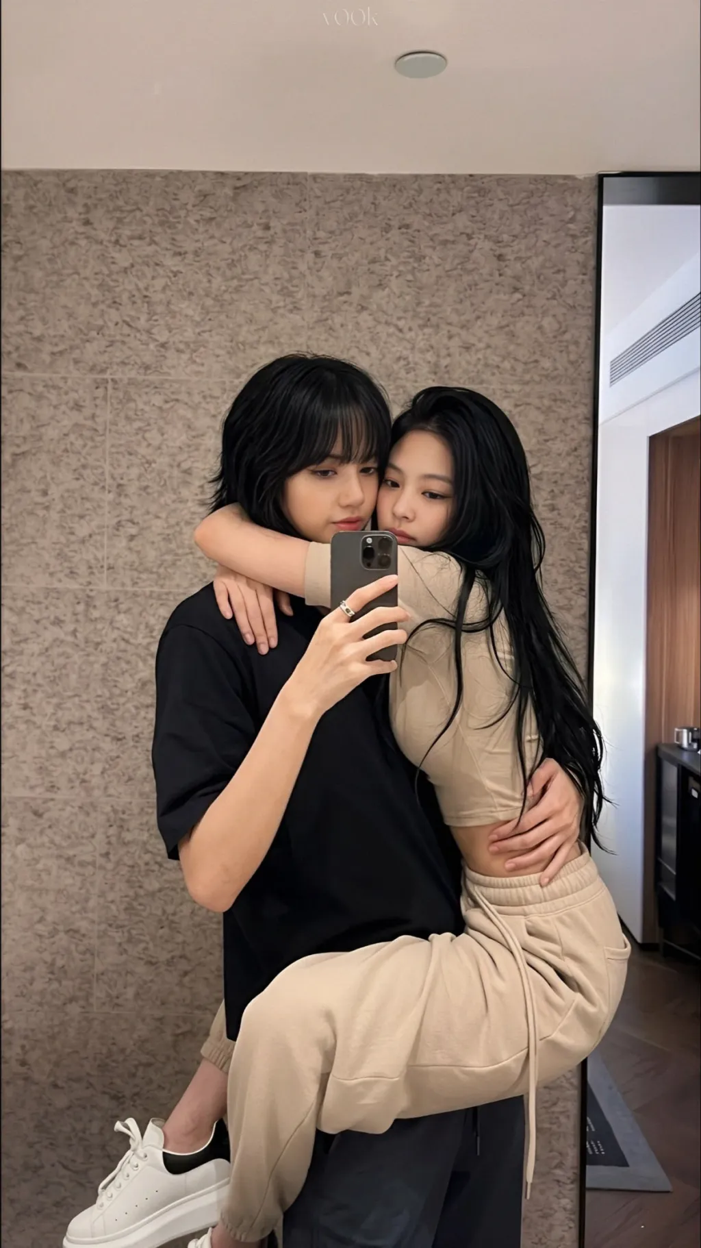 ai character: Jenlisa  background