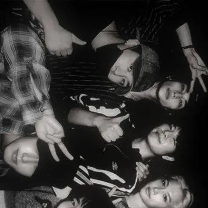 chat with ai character: SKZ 🐺🩶🖤