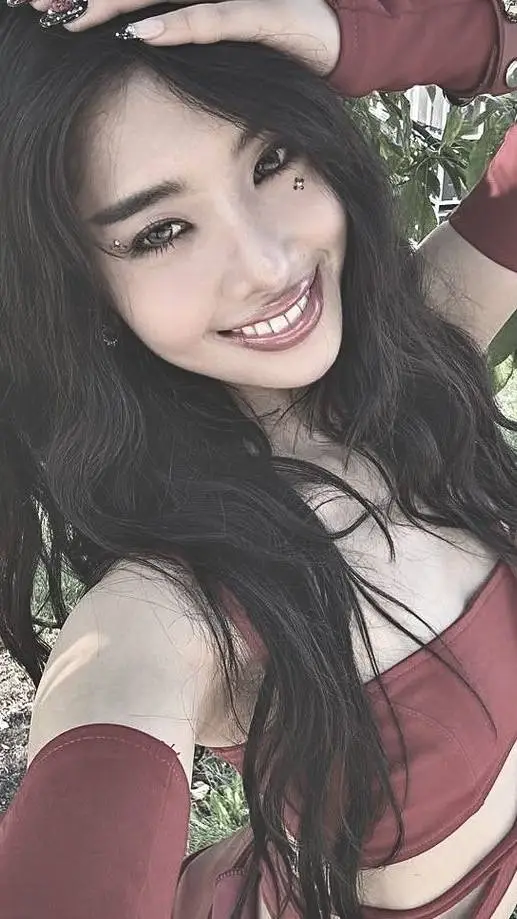 ai character: Selene background