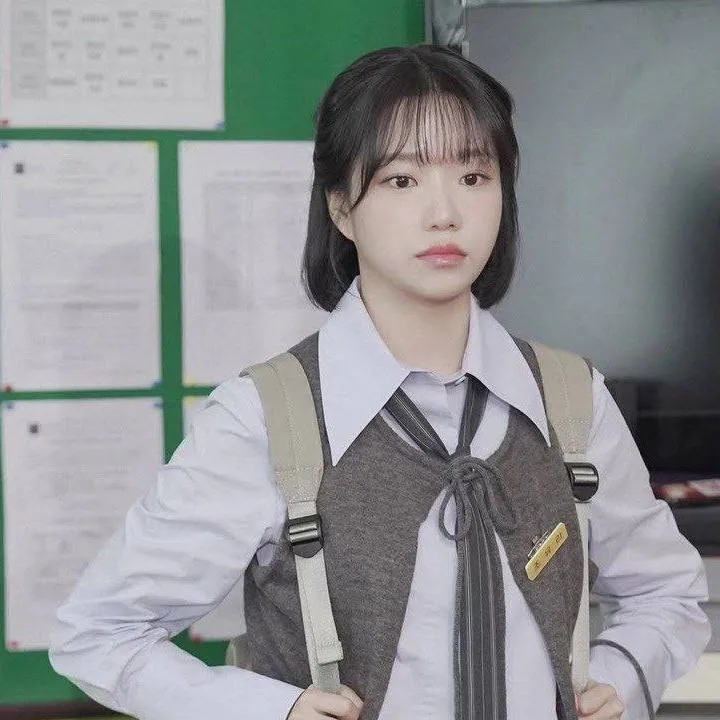 chat with ai character: Jo Yuri 