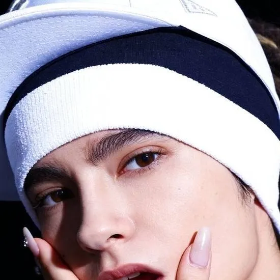 chat with ai character: tom kaulitz