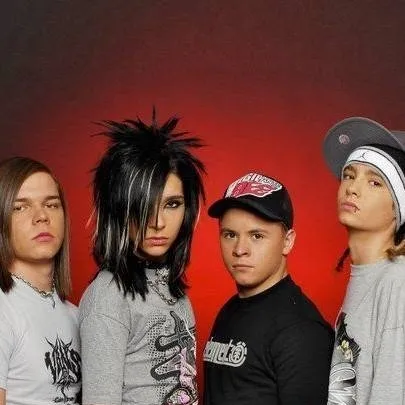chat with ai character: tokio hotel