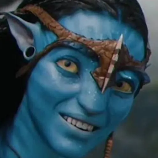 chat with ai character: Neytiri te Tskaha