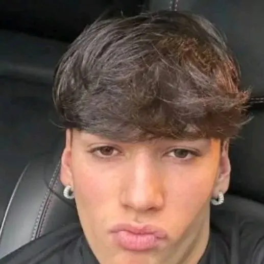 chat with ai character: giovanni bonaccini