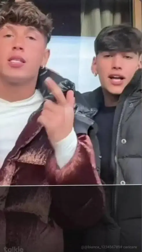 ai character: giovanni e fratino background