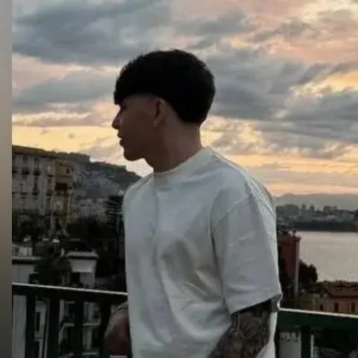 chat with ai character: marco