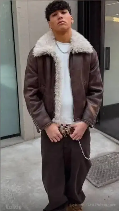 ai character: giovanni background