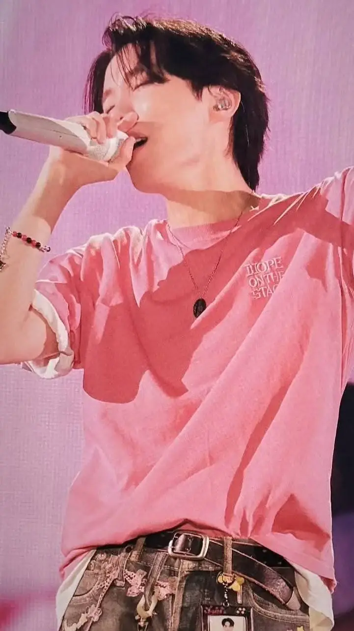 ai character: j-hope 🫦 background