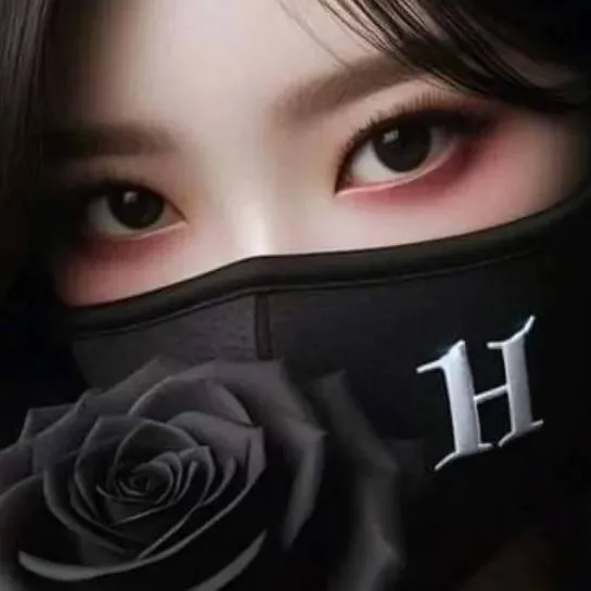 chat with ai character: Rosi