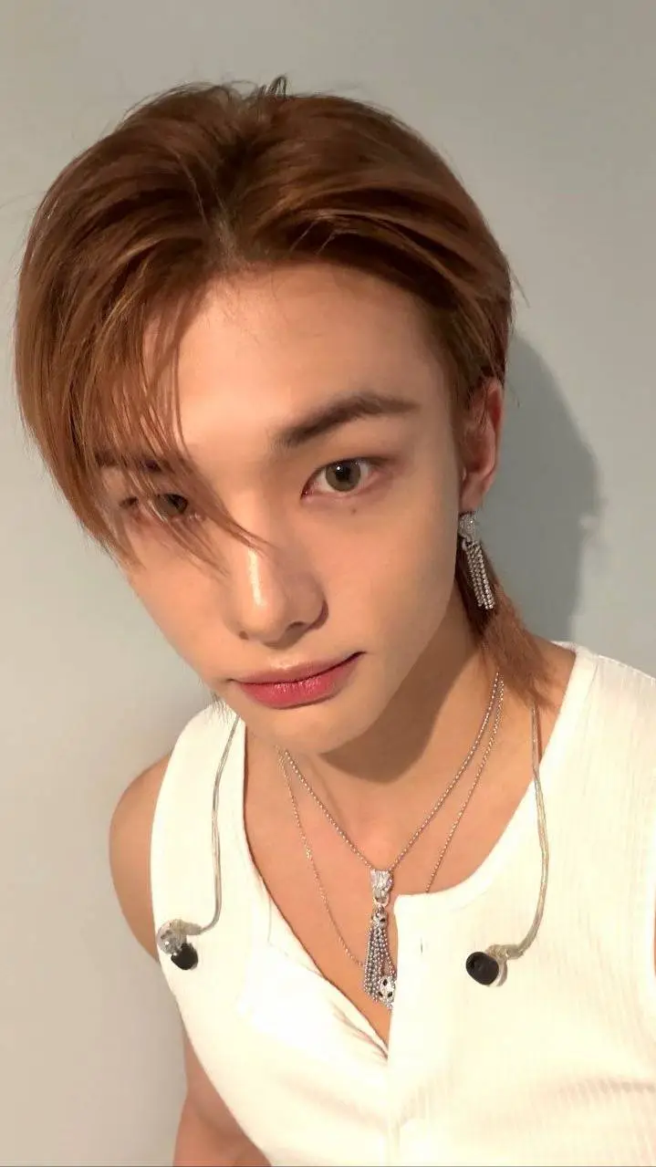 Talkie AI - Chat with hyunjin - enemigo