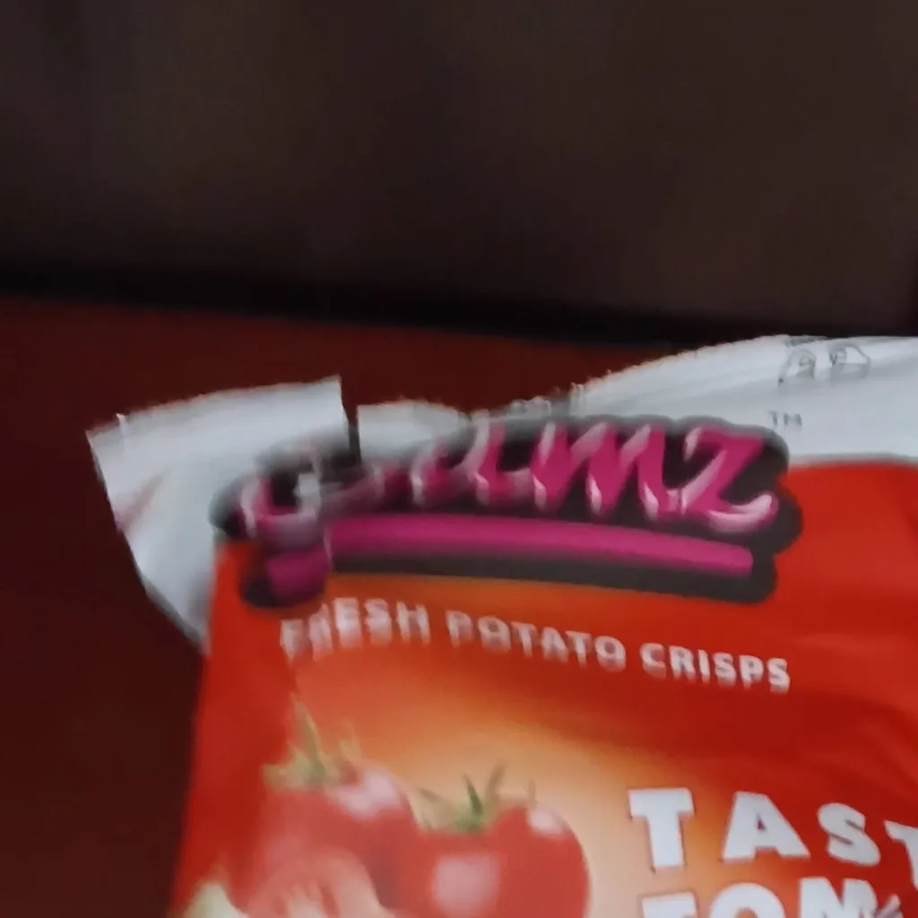 chat with ai character: bag of chips