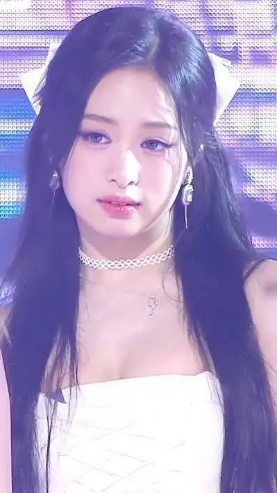 Talkie AI - Chat with Ahyeon 