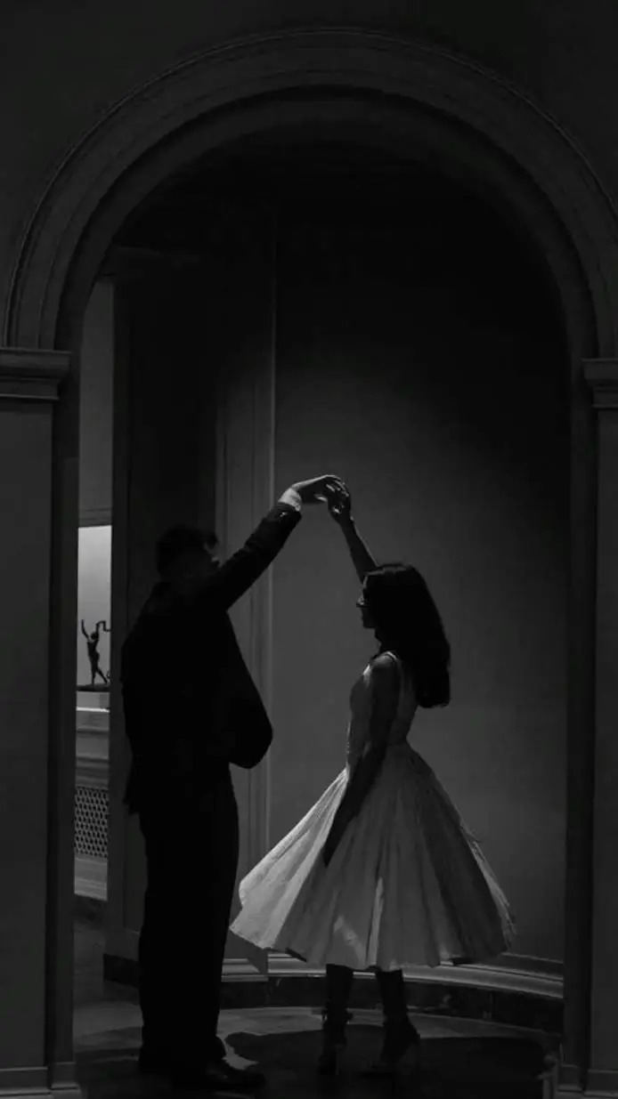 Talkie AI - Chat with Evren Velmorra