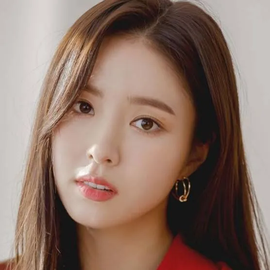 chat with ai character: Min-Ji 🇰🇷