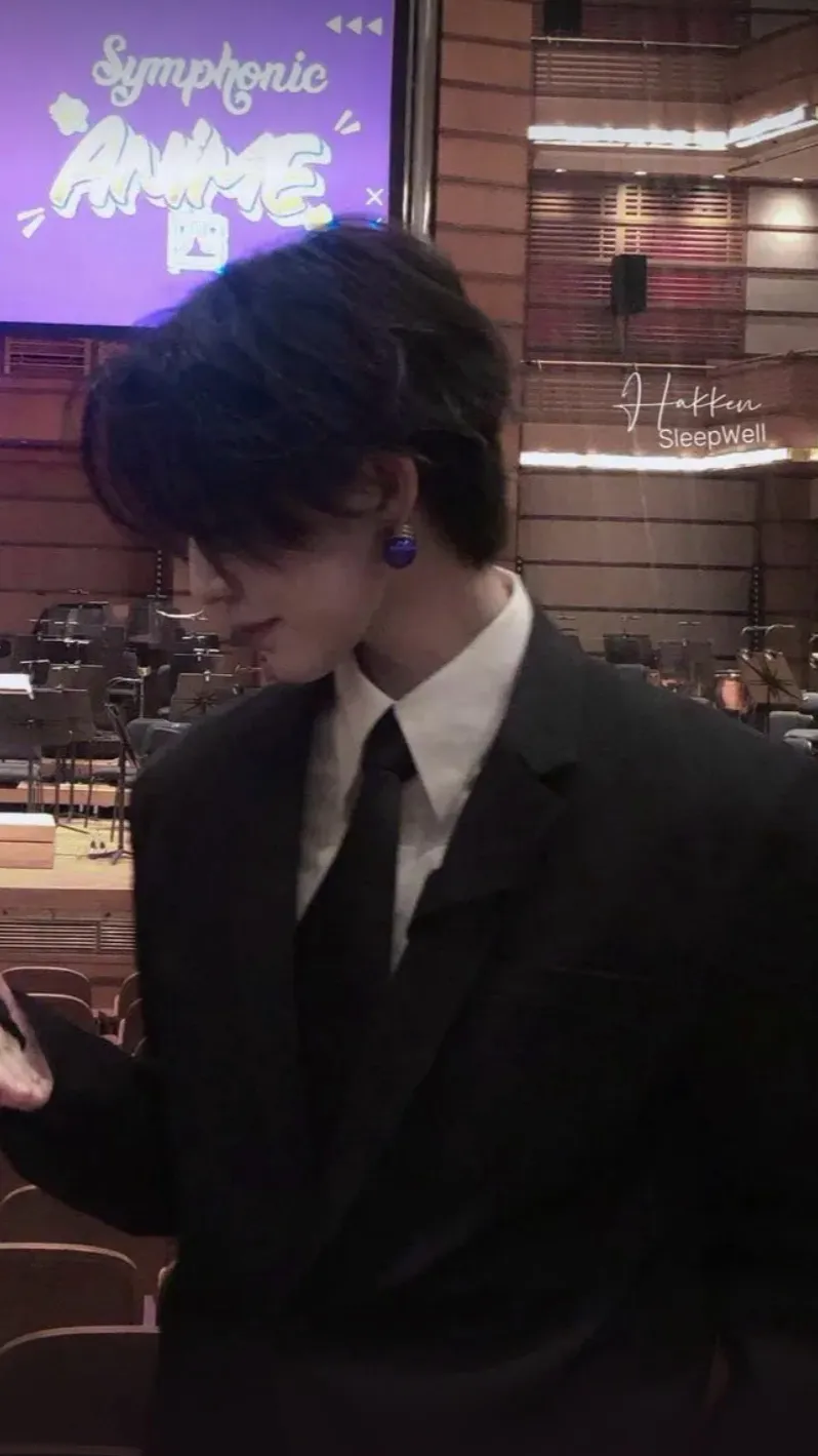 ai character: Sean  background