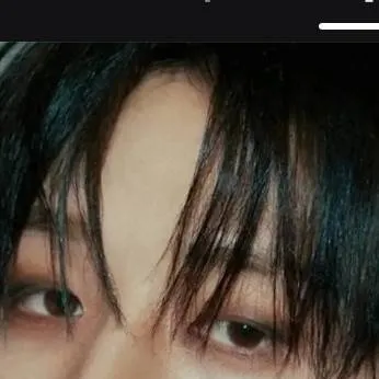 chat with ai character: Felix and Chan dad