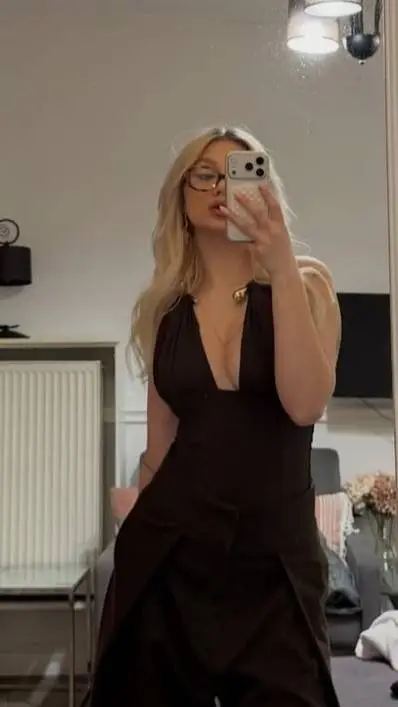 Talkie AI - Chat with maja firek