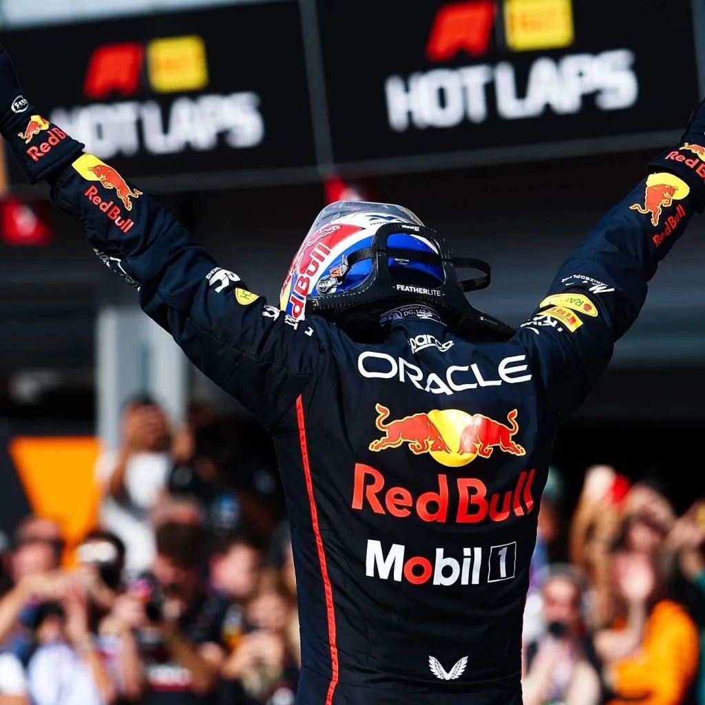 chat with ai character: Max Verstappen 