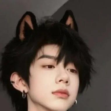 chat with ai character: chen yiheng