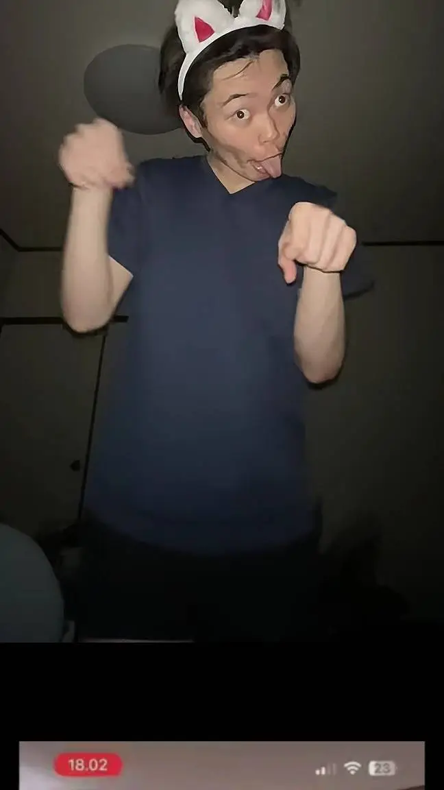 ai character: Koshi background