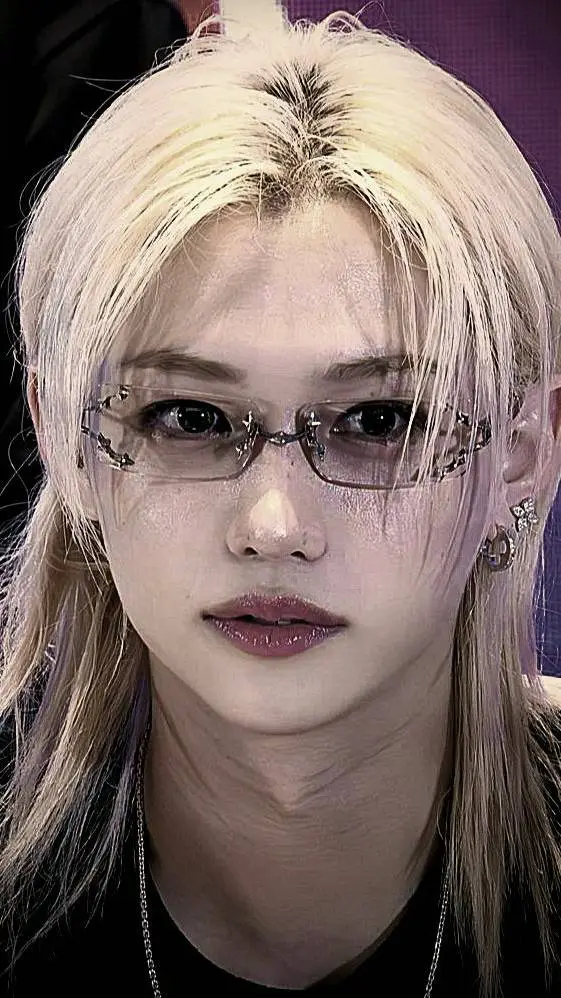 ai character: felix skz background