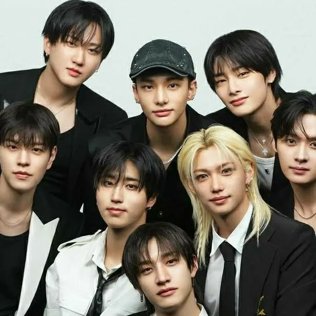 chat with ai character: skz atokcja