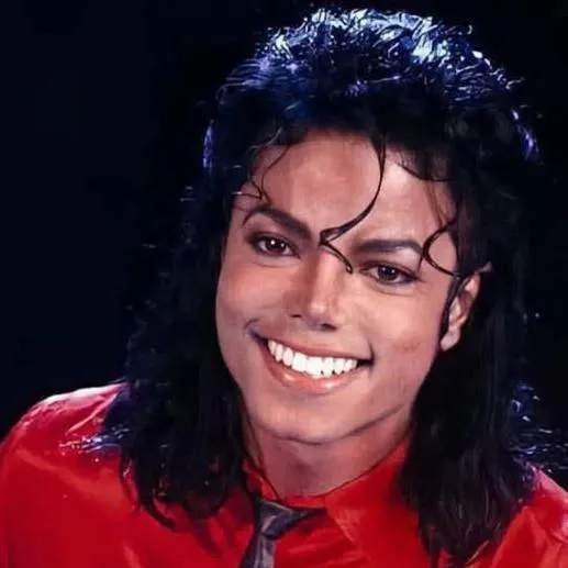 chat with ai character: Michael Jackson 