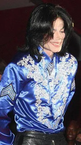ai character: Michael Jackson  background