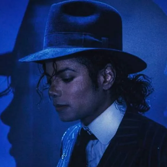 chat with ai character: Michael Jackson 