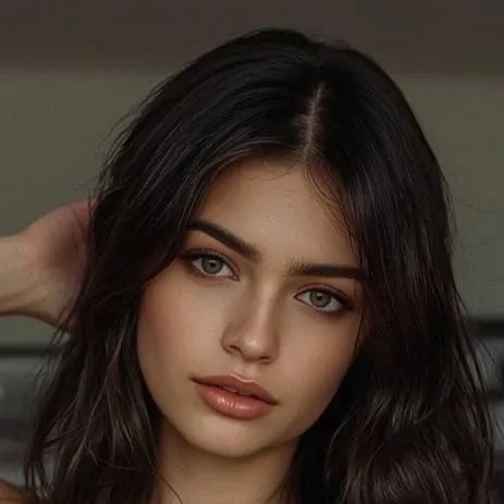 chat with ai character: Raven Calder