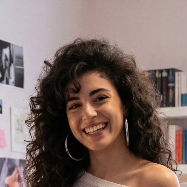 chat with ai character: Gianna Moretti